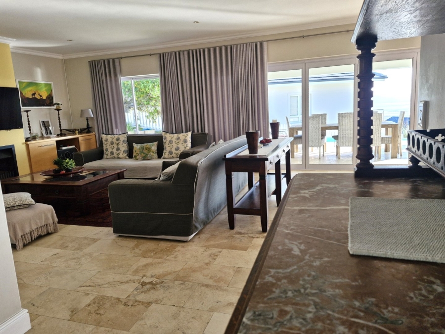 4 Bedroom Property for Sale in Pezula Golf Estate Western Cape